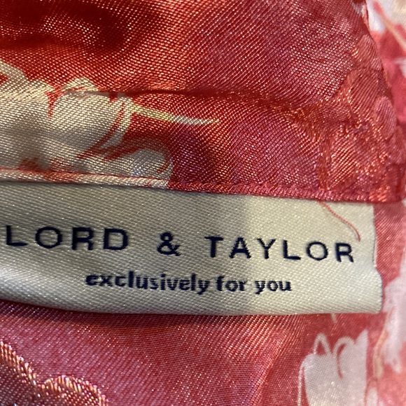 Lord and Taylor peach and white Japanese flower house coat size L - Picture 7 of 8